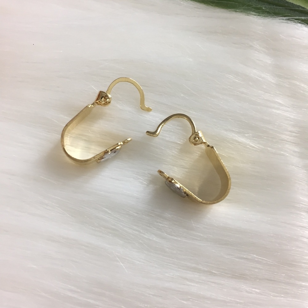 18 K Gold Filled Elephant Hoop Earrings. Small - Picture 4 of 4